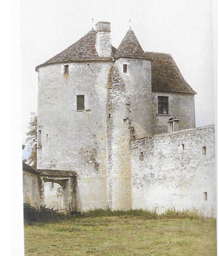 Fichier:Château de Montaigne.jpg